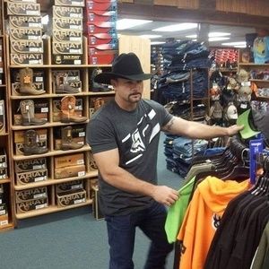 Meet your Posher, Scott